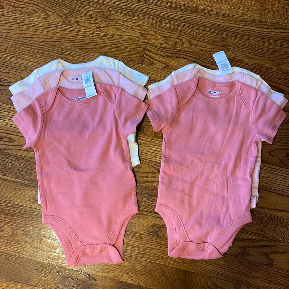 6 Old Navy 12-18 Month onesies